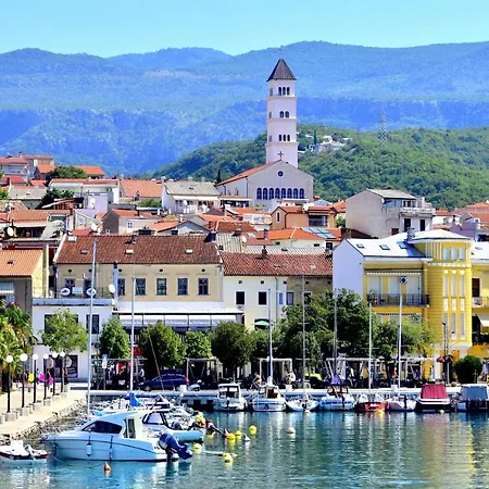 Apartment By The Sea - 17402 Crikvenica
